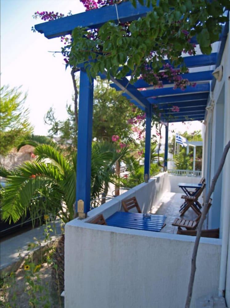 Anna Zisimos Adamantas (Milos) Exterior foto
