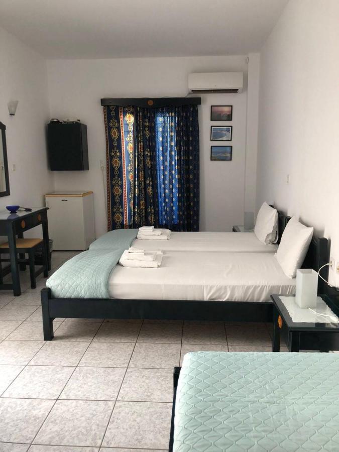 Anna Zisimos Adamantas (Milos) Exterior foto